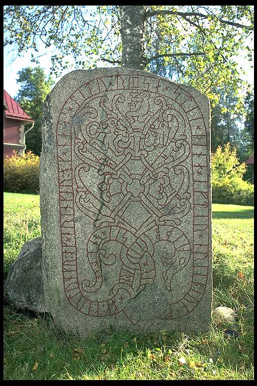 Runes written on runsten, granit. Date: V s 1000-t